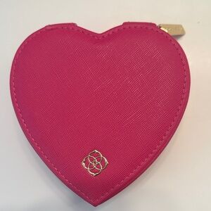 Kendra Scott Pink Heart-Shaped Travel Jewelry Case